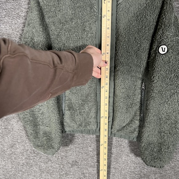 Vuori Jacket Womens XS Green Cozy Sherpa Fleece Full Zip Lined Short Pockets - Picture 5 of 9